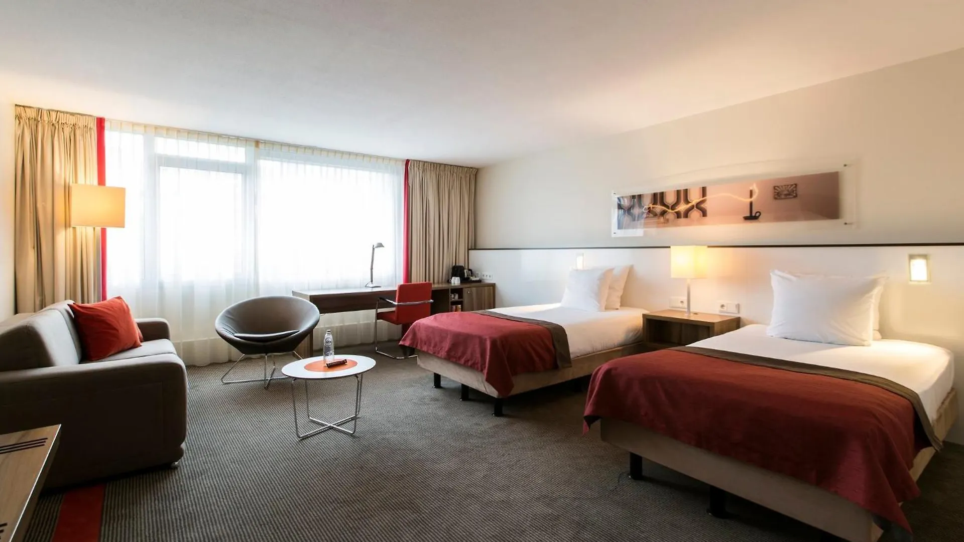 Holiday Inn Eindhoven Centre By Ihg