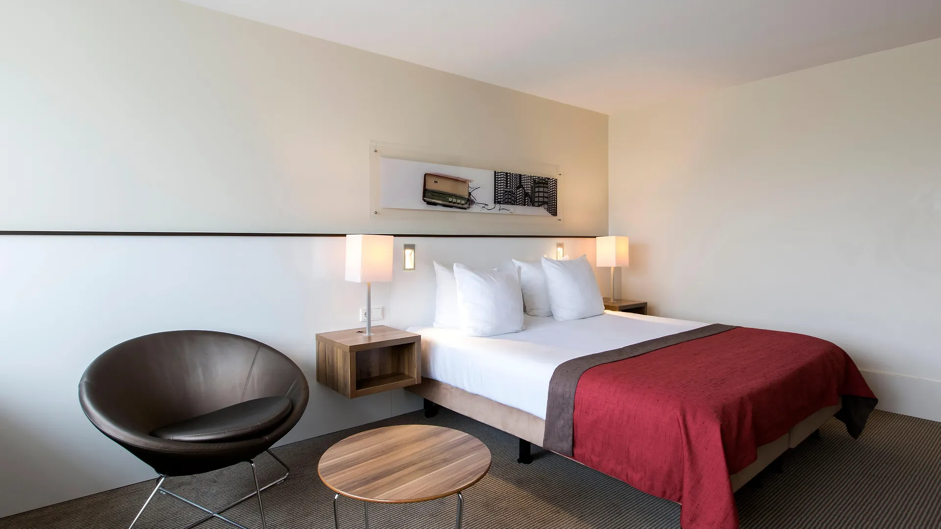 Holiday Inn Eindhoven Centre By Ihg Netherlands