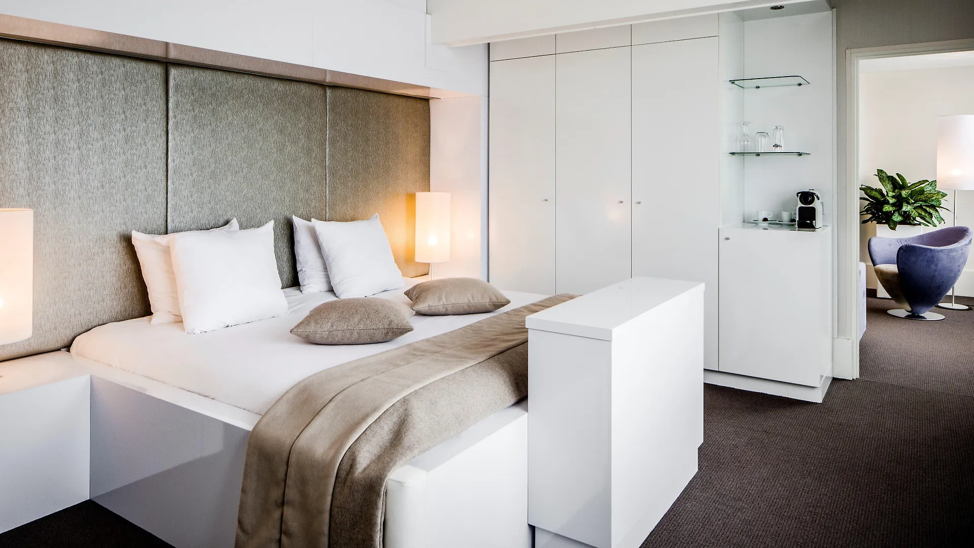 Holiday Inn Eindhoven Centre By Ihg