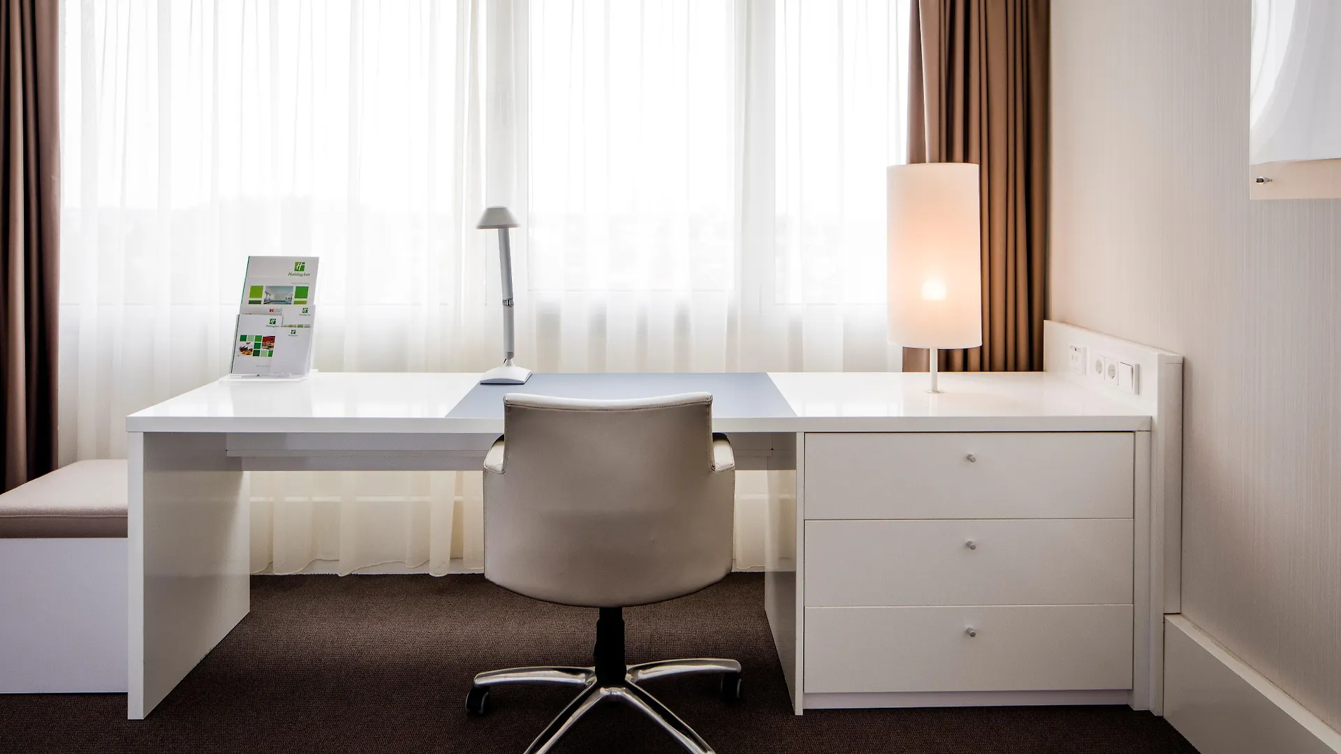 Holiday Inn Eindhoven Centre By Ihg Hotel