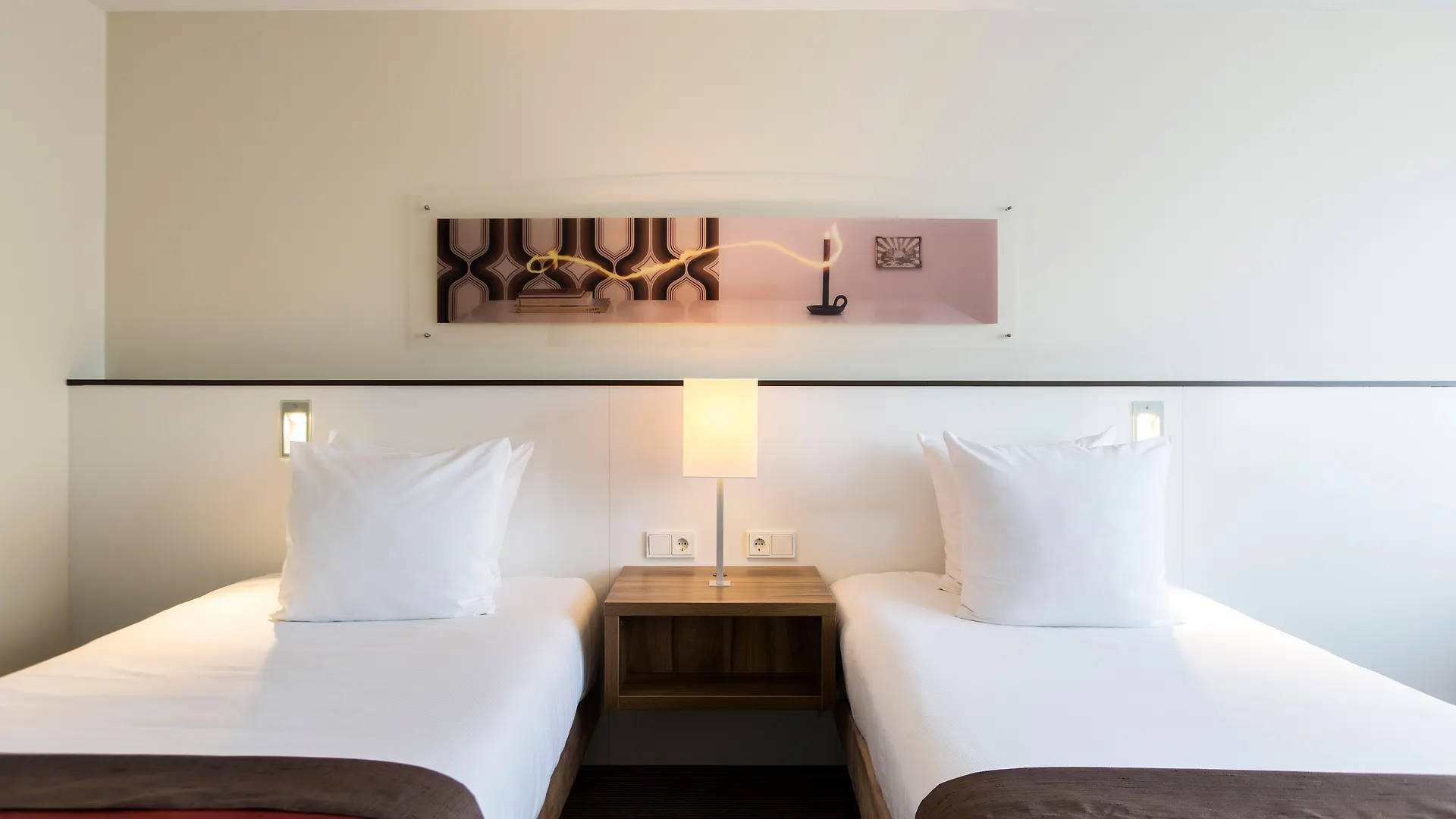 Holiday Inn Eindhoven Centre By Ihg Netherlands