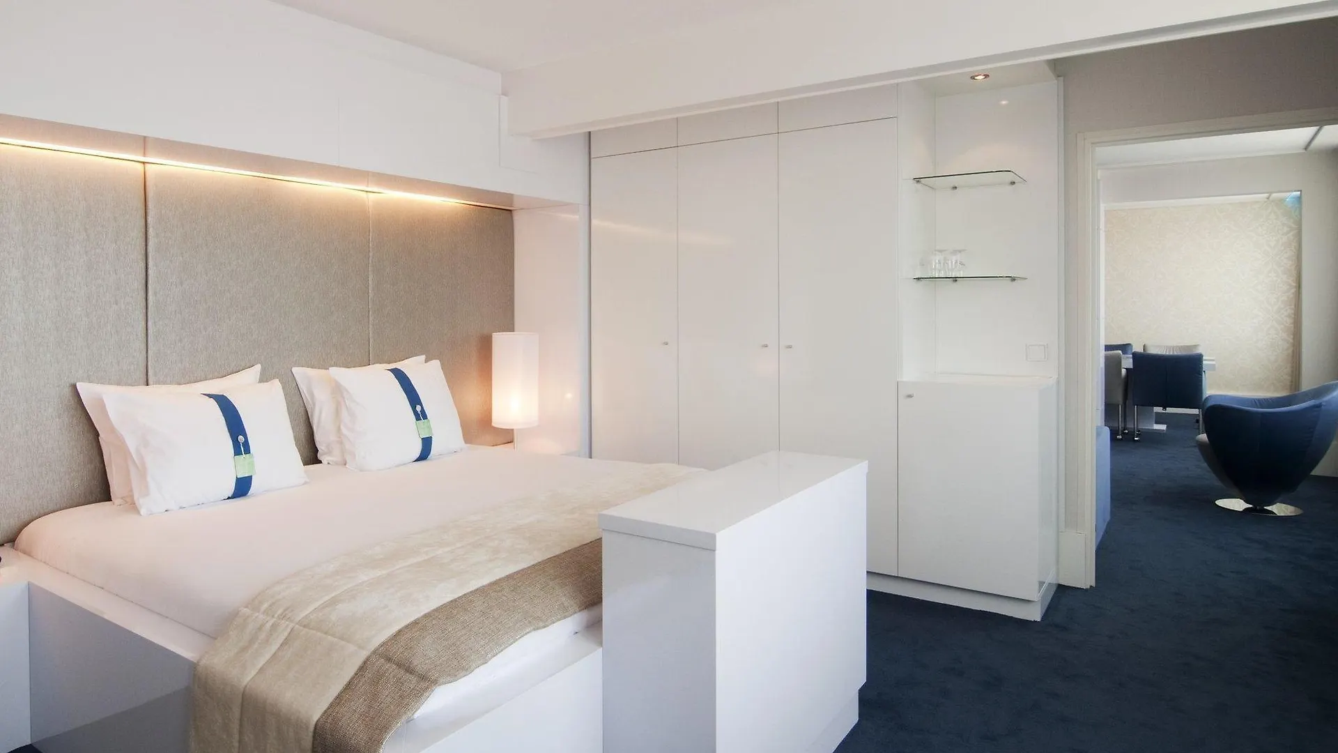 Holiday Inn Eindhoven Centre By Ihg Hotel